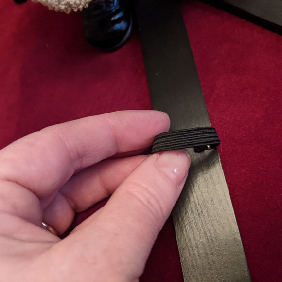 Skiing Santa w gifts - Picture 3 of 9